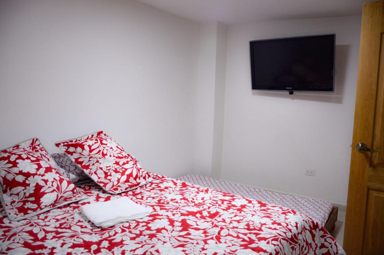 La plazoleta apartamento Appartamento Guatapé Esterno foto